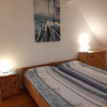 Gemuetliche Ferienunterkunft Direkt Am Meer Holnis Luaran gambar